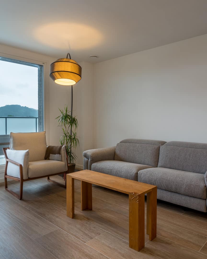 Cocina con barra de madera - Imagen 3