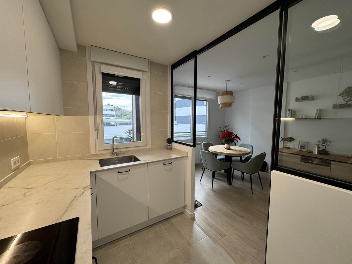 Cocina con cerramiento de cristal - Imagen 6