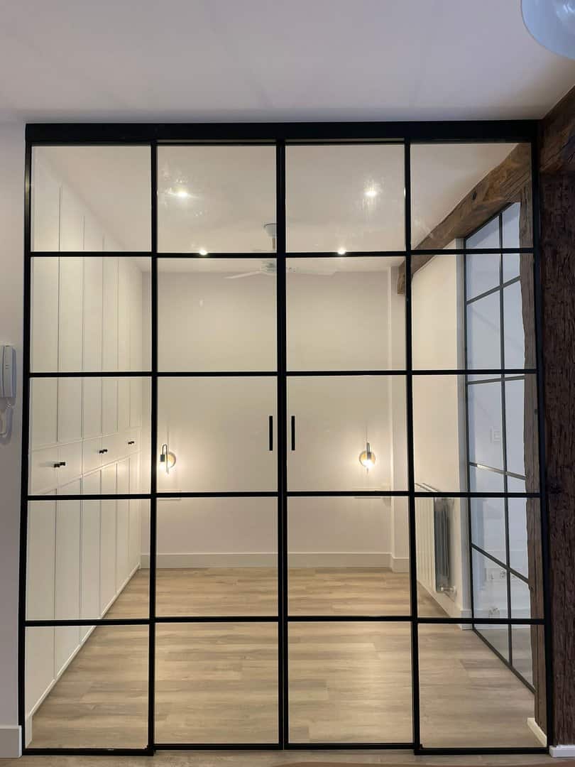 Cocina gris en L - Imagen 3