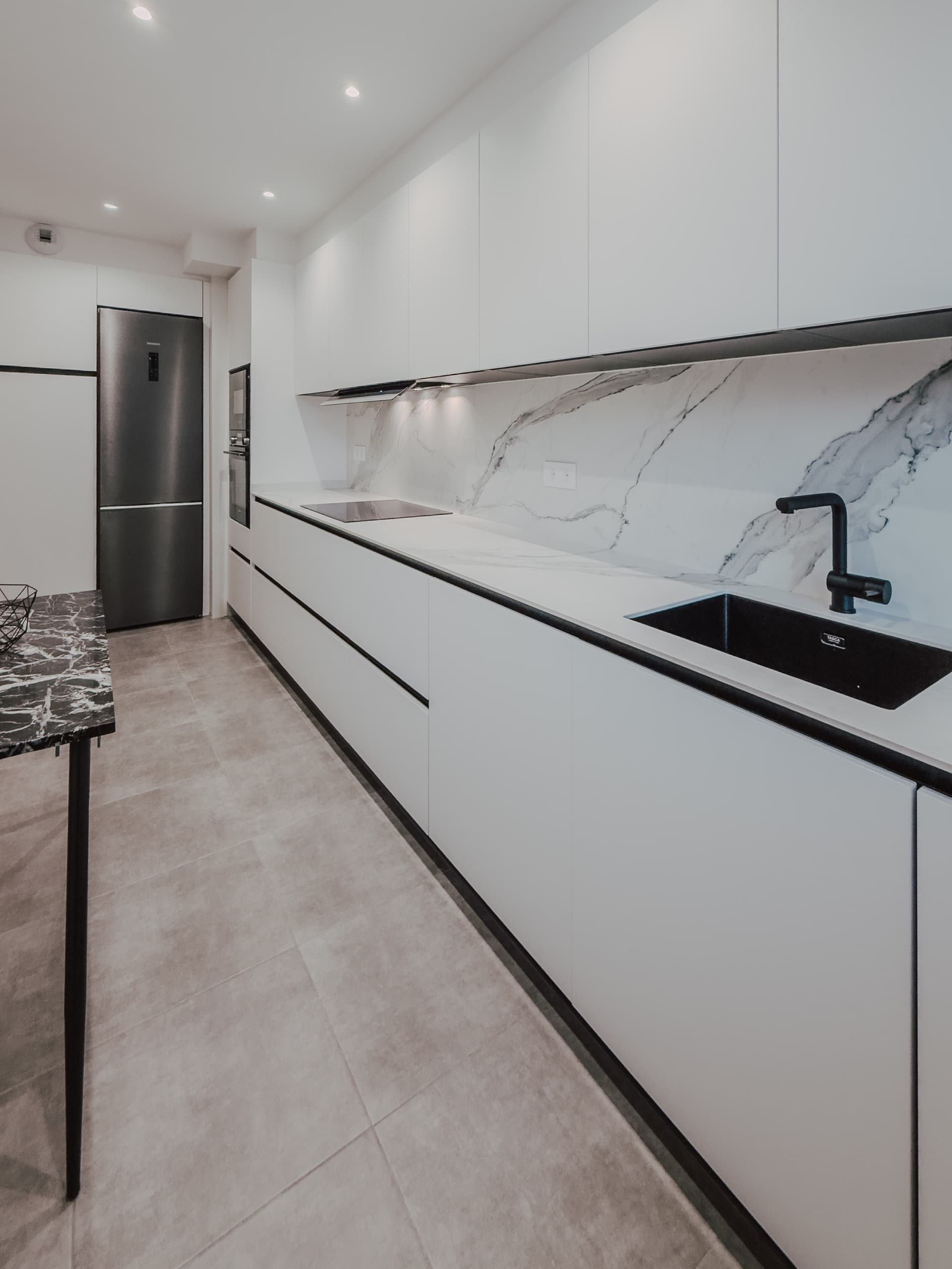 Cocina moderna a medida en Getxo - Imagen 10