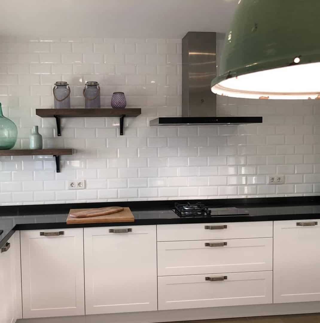 Cocina rústica enmarcada - Imagen 1