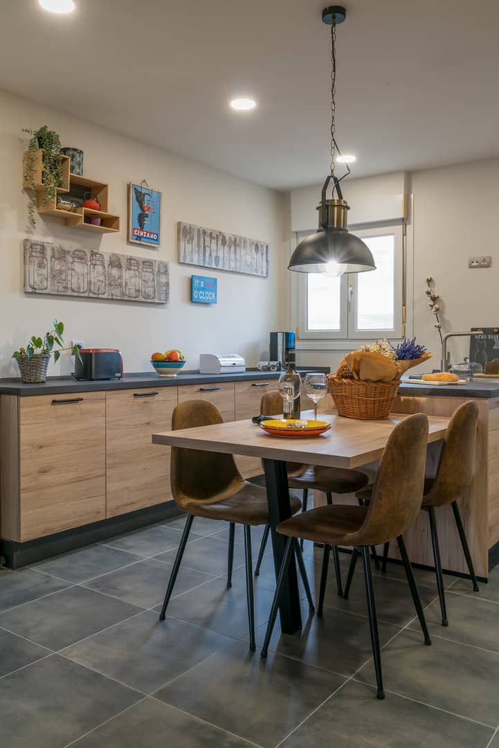 Cocina rústica en madera - Imagen 5