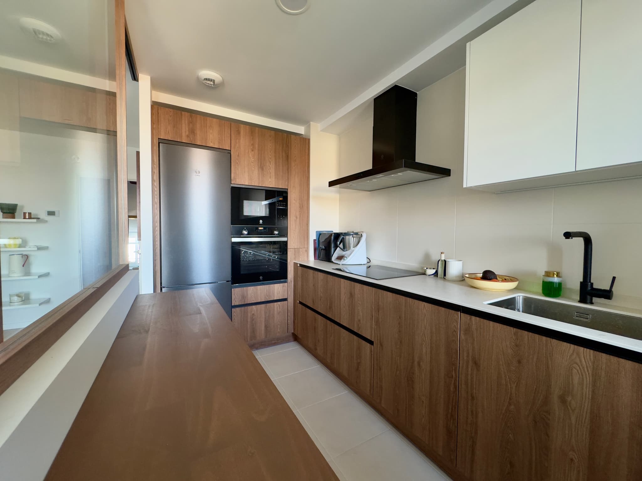 Cocina y cerramiento de cristal - Imagen 2