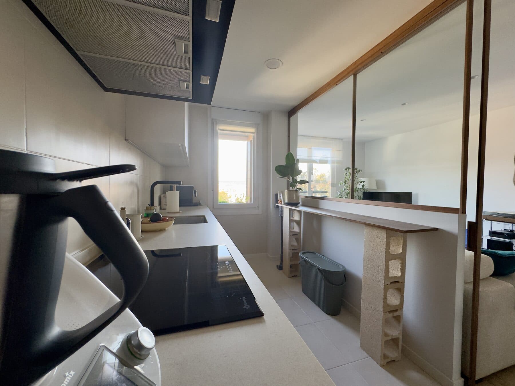 Cocina y cerramiento de cristal - Imagen 3