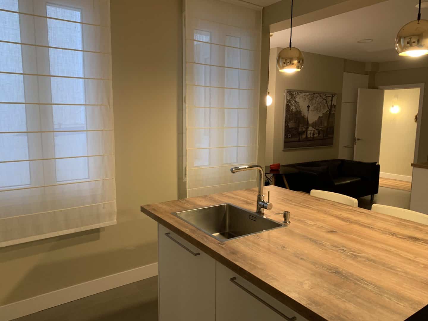 Cocina con zona de estar - Imagen 5