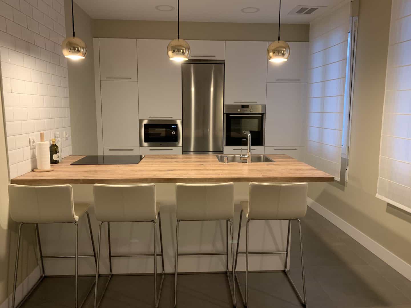 Cocina con zona de estar - Imagen 7