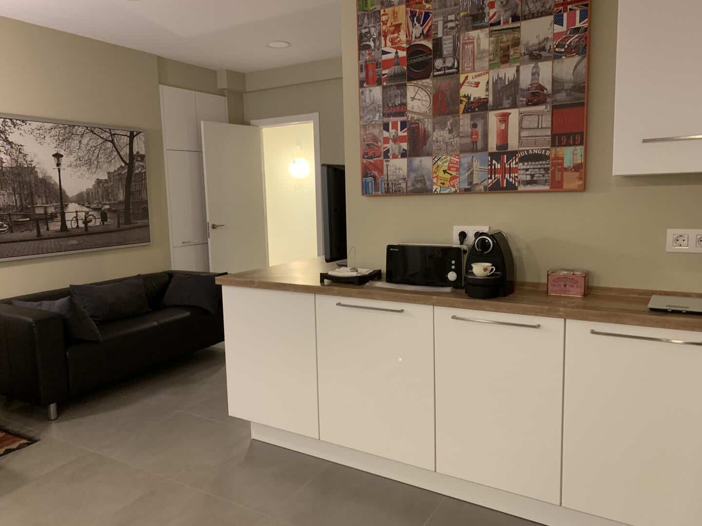 Cocina con zona de estar integrada - Imagen 8