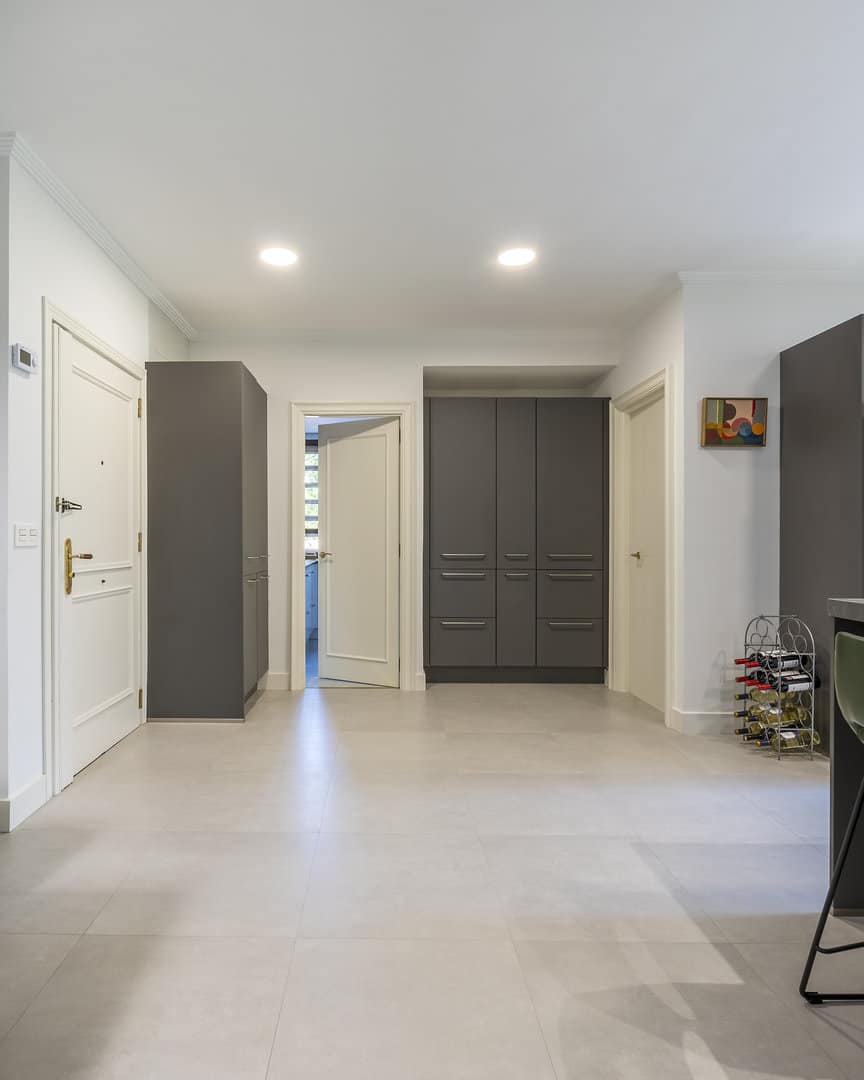 Encimera y entrepaño porcelánico - Imagen 4