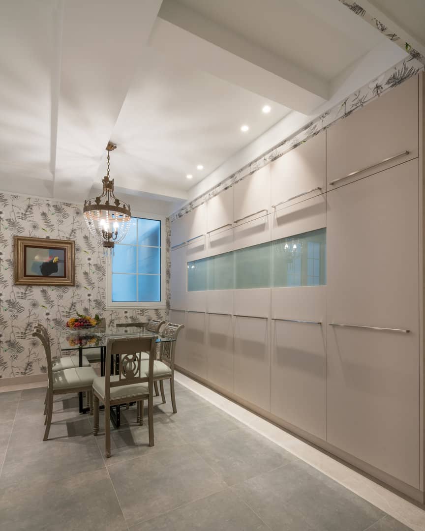 Cocina rústica con encimera de piedra natural - Imagen 4